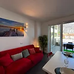 View With Swimming Pool - Larihome A87 *